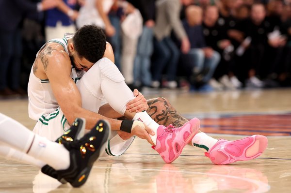 Stevens: Tatum cực kỳ mạnh m