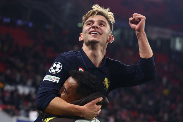 DIMA: Juventus đã trả 32 triệu